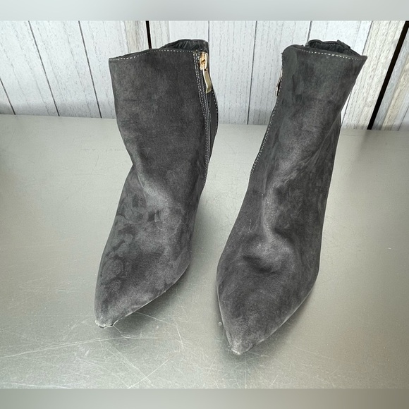 Jaclyn Smith Booties Size 9 Gray Side Zipper Heeled Faux Croco Vegan Leather - Picture 2 of 8